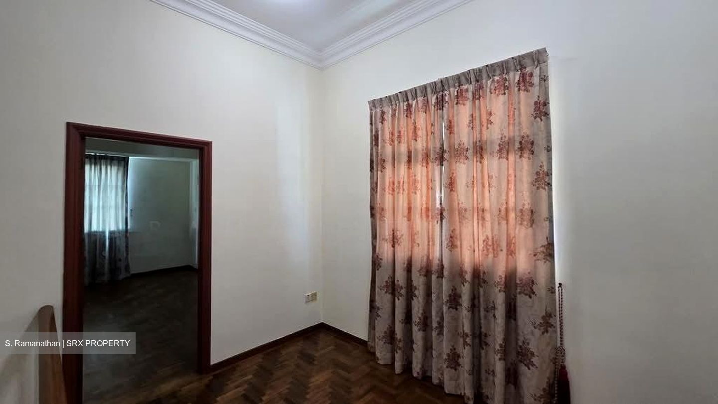 Lorong Lew Lian (D19), Semi-Detached #584451071